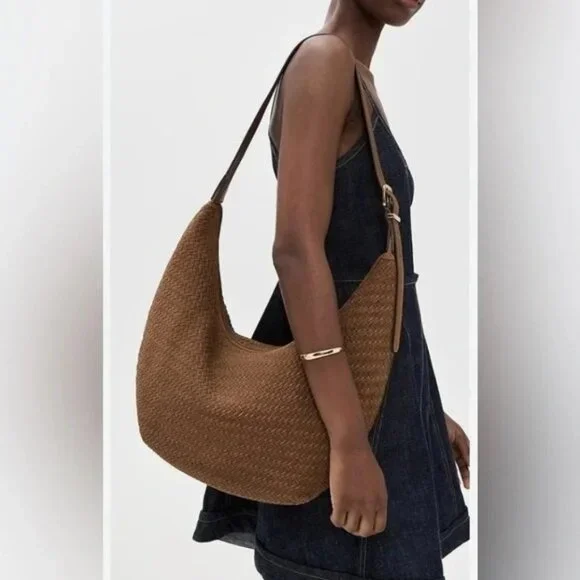 🆕MADEWELL Essentials Curve Suede Woven Shoulder Bag Brown - Picture 1 of 14